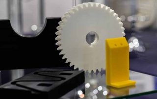 fabricacion-de-piezas-de-plastico-proceso-de-inyeccion-de-termoplasticos-en-mecyplastec